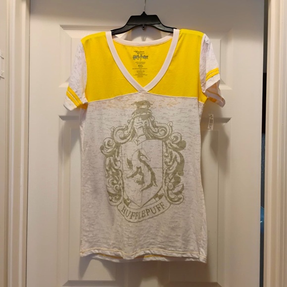 NWT Universal Studios Harry Potter Hufflepuff TShirt Sheer Yellow White Size 2XL - Picture 1 of 6